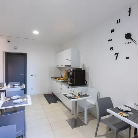 Trevi Elite 4*
