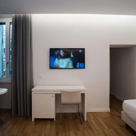 罗马特雷维精英旅馆