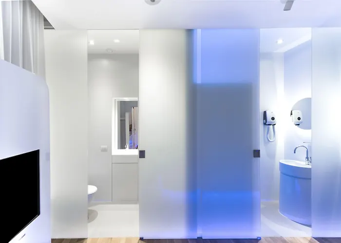 트레비 엘리트 게스트하우스 4*