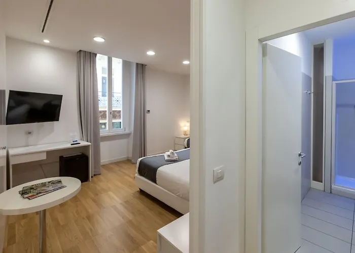 트레비 엘리트 게스트하우스 4*